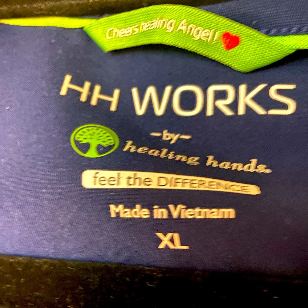 HH Works by Healing Hands 5 pieces. Size XL.